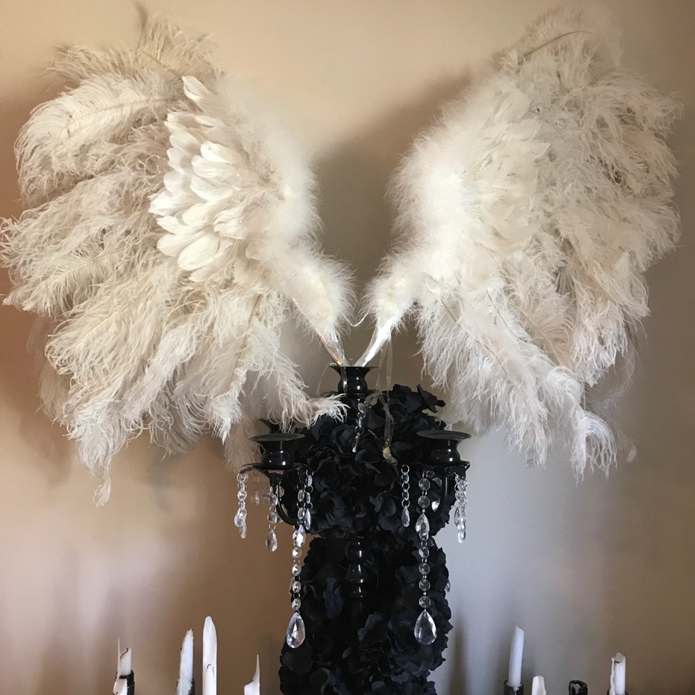 ❌SOLD❌Victoria’s Secret store display angel wings